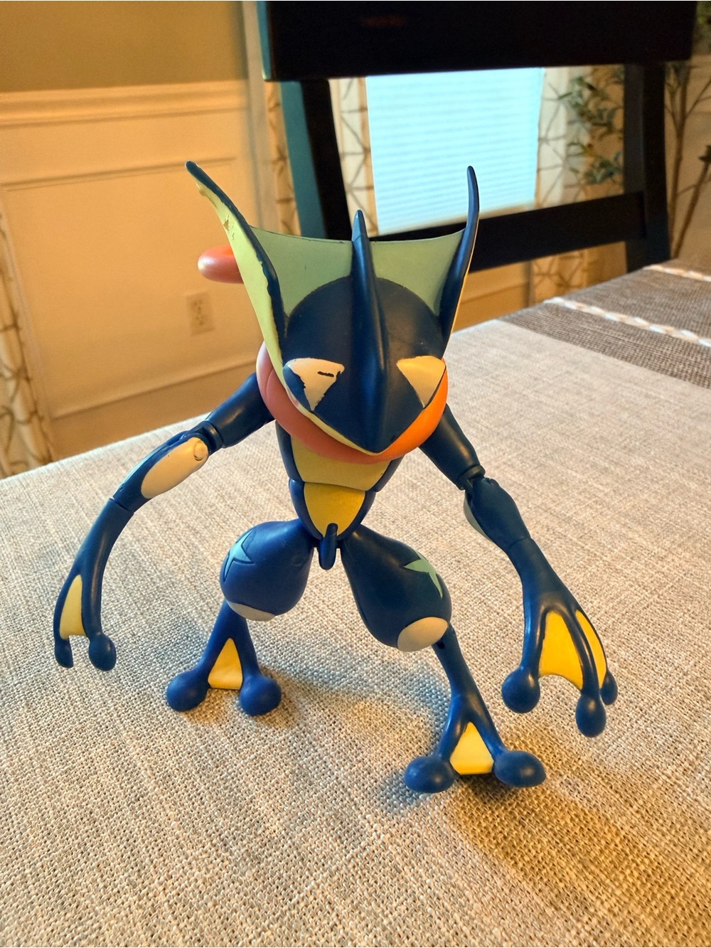 Greninja Pokemon Monster Tomy
Collection Figure.